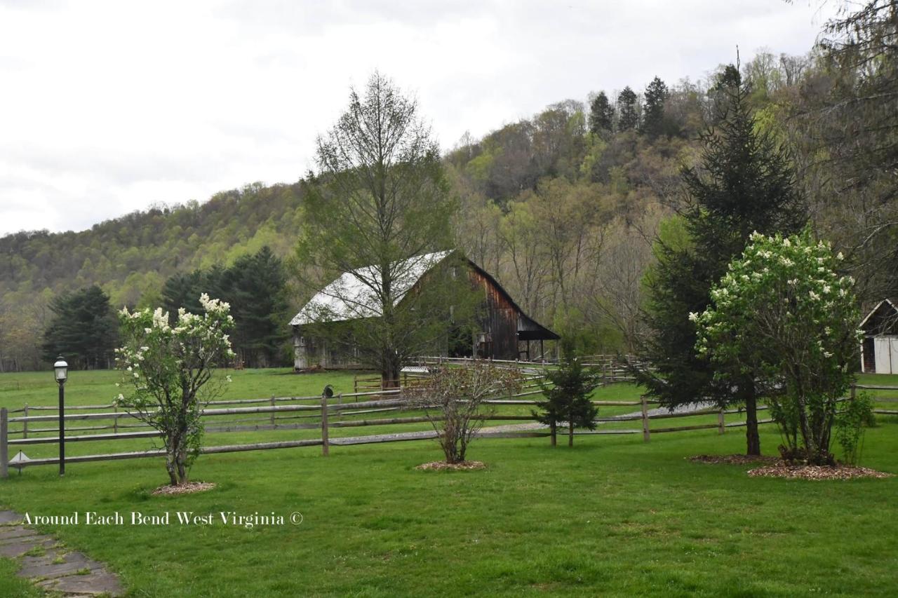 Laurel River Club Bed & Breakfast Or Lrcbnb Dryfork Bagian luar foto