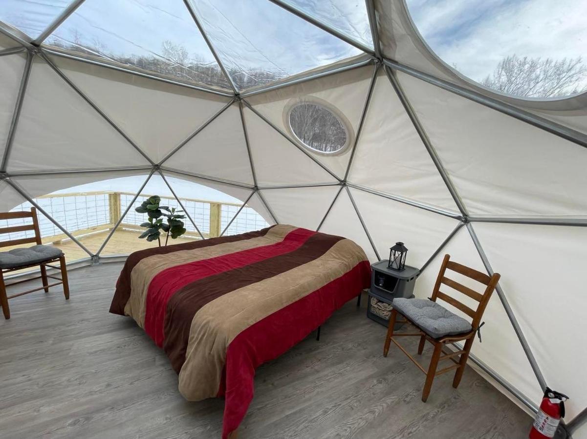 Laurel River Club Bed & Breakfast Or Lrcbnb Dryfork Bagian luar foto