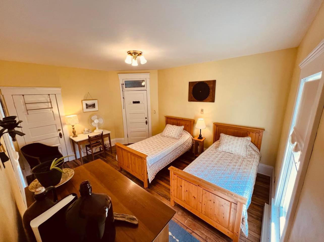 Laurel River Club Bed & Breakfast Or Lrcbnb Dryfork Bagian luar foto